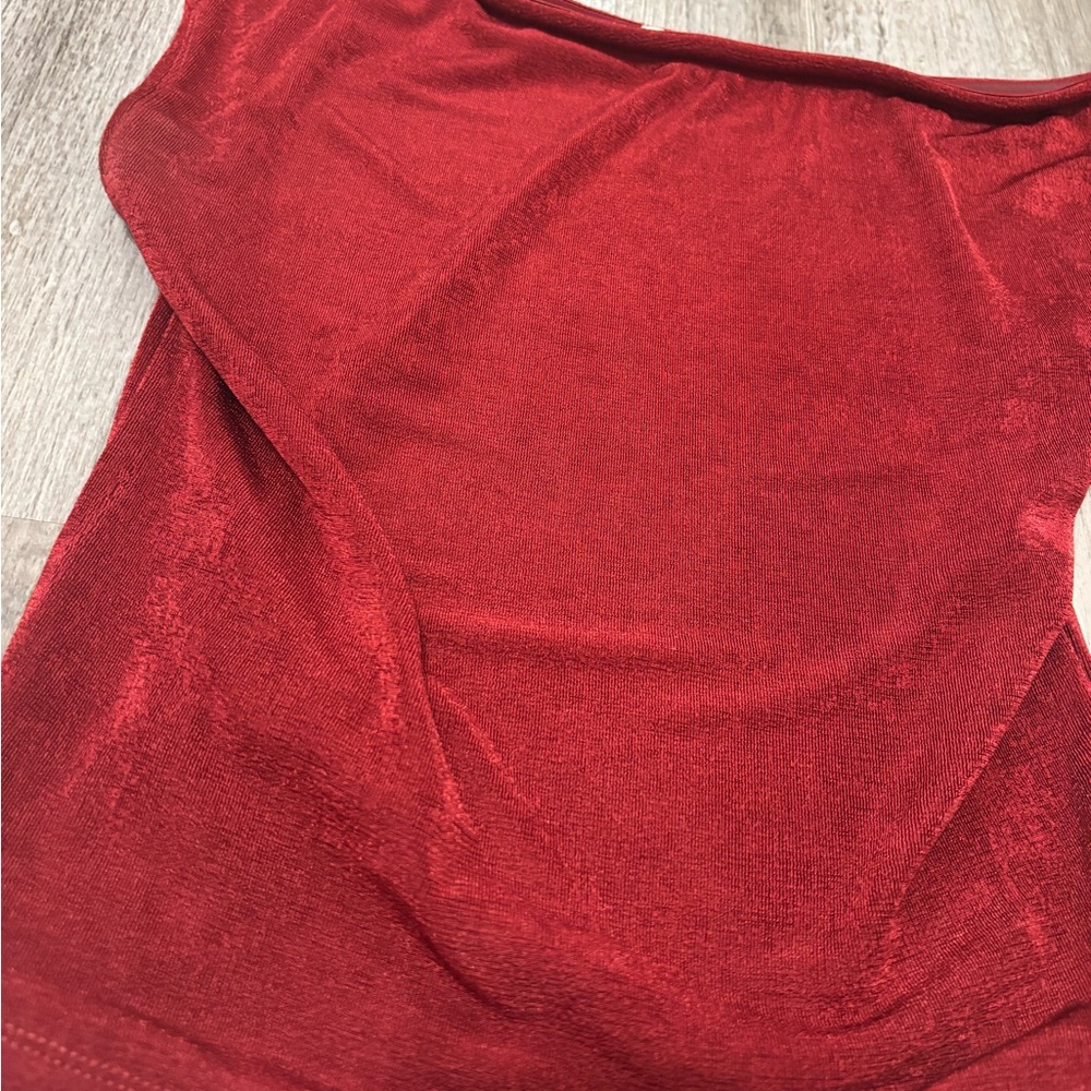 Gianni Bini Off The Shouler Red Women's Blouse - Picture 2 of 3